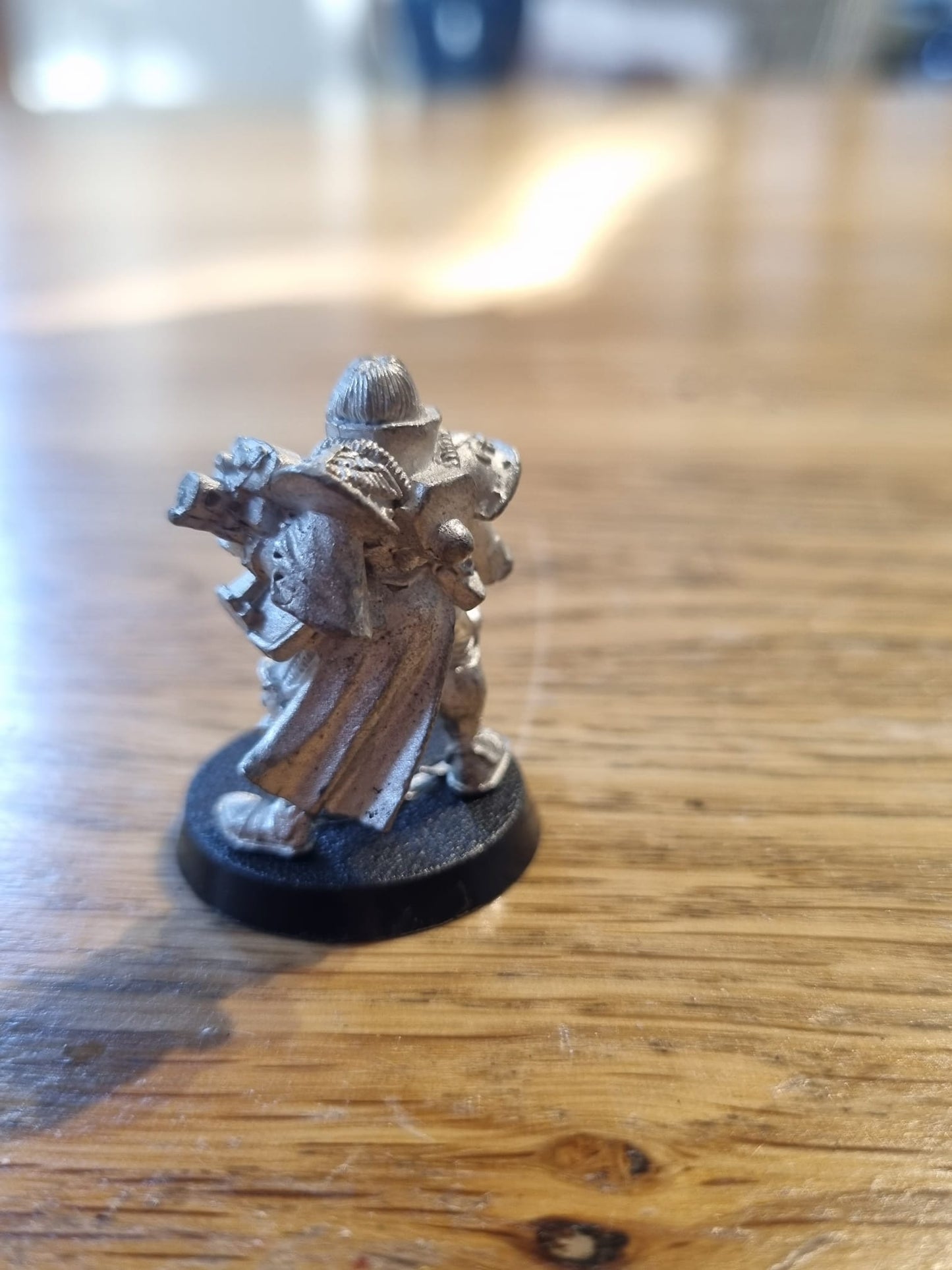 Warhammer 40k sisters of battle sister with bolt gun (no backpack)