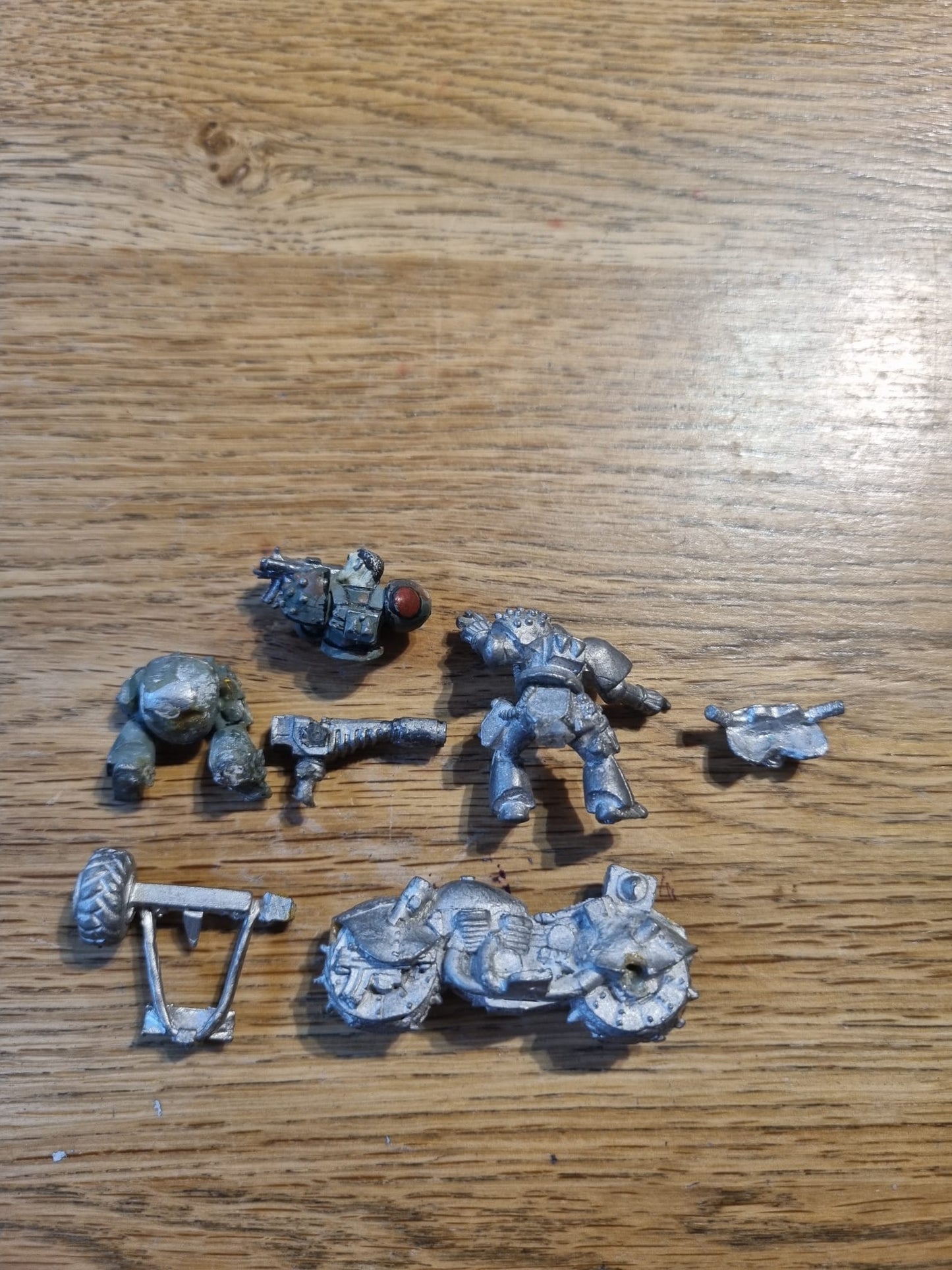 WARHAMMER 40K SPACE MARINES - TRIKE ROGUE TRADER ERA METAL