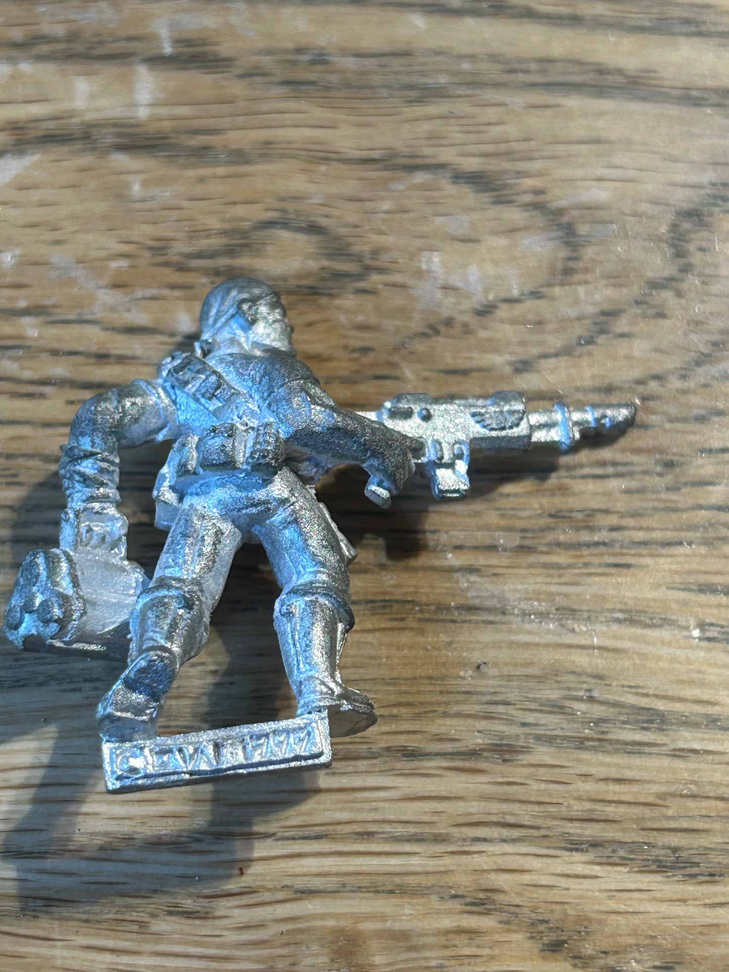 WARHAMMER40K IMPERIAL GUARD CATACHAN TROOPER WITH DEMOLITION CHARGE