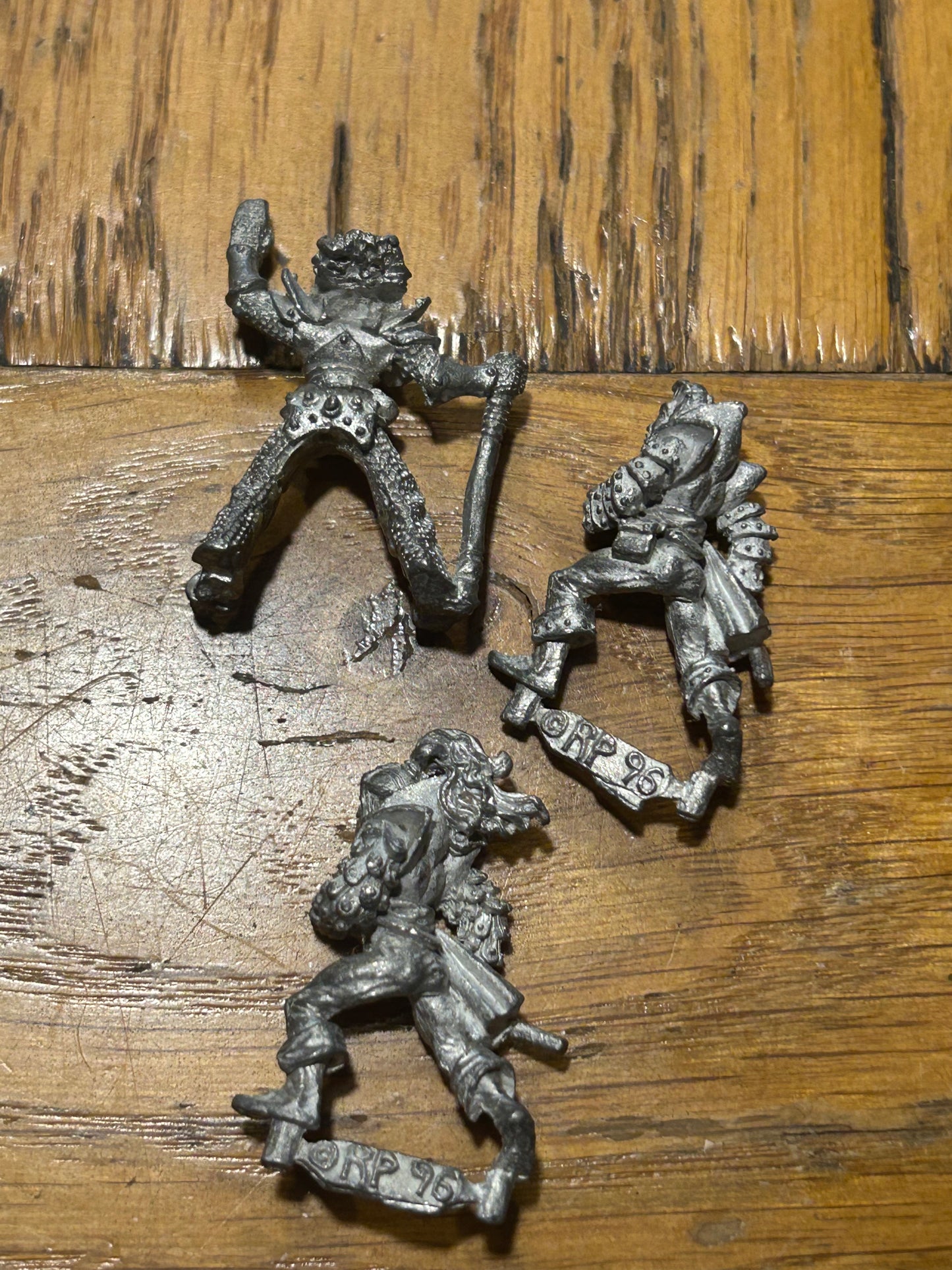 Warhammer fantasy broken elves (2 are heartbreaker ones)