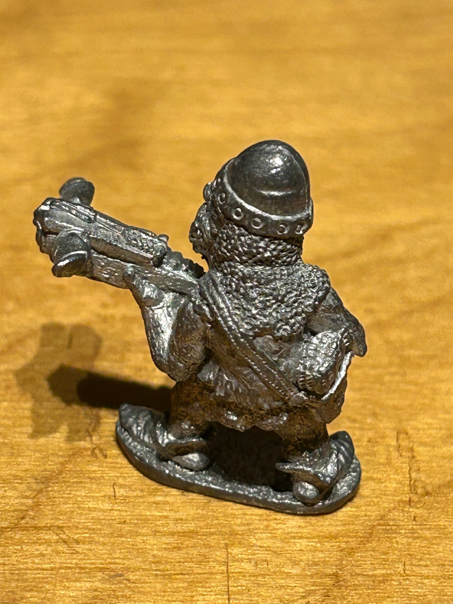 Q42 Orc: Crossbowman in Helmet and Mail Essex miniatures Bob Olley