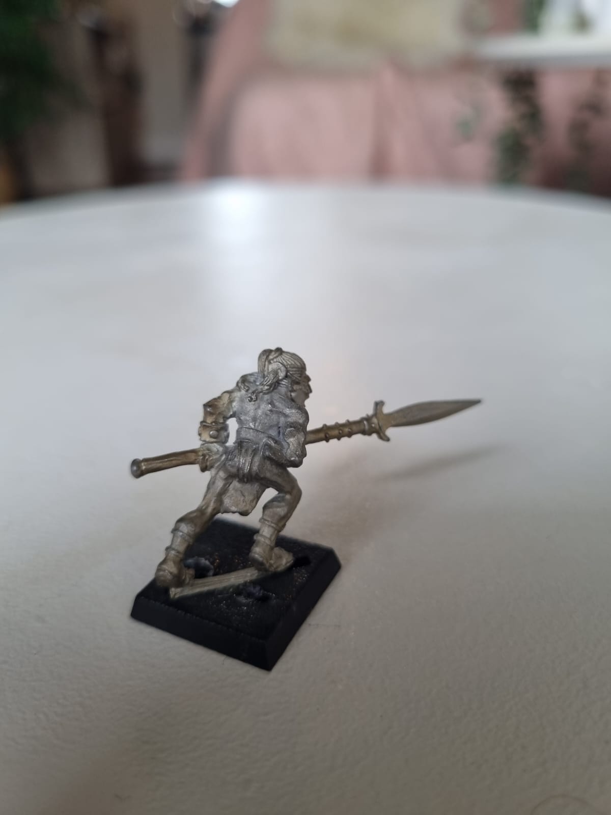 Warhammer Fantasy old world wood elf wardancer with spear Jorlaf