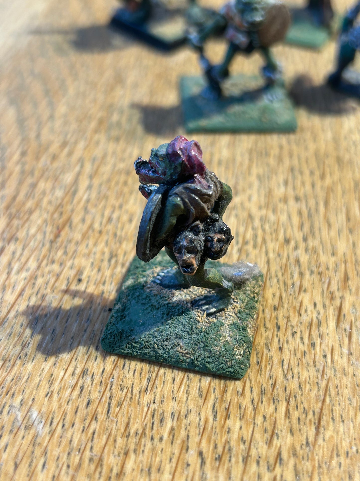 Citadel - Pre Slotta - Warhammer - C15 armoured Orc with sword and shield FTO2 attacking with sword and shield Fantasy tribes orcs