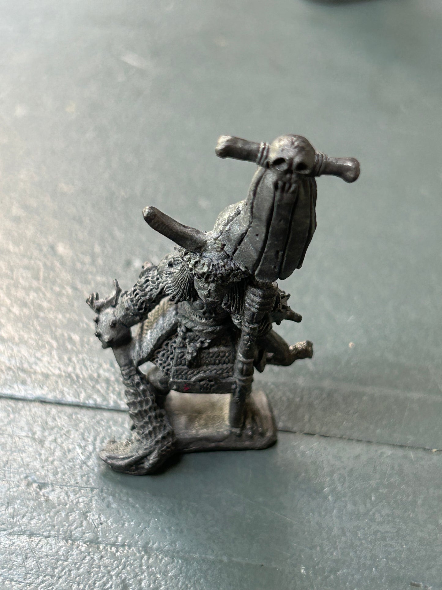 Warhammer fantasy DL2 hobgoblin warriors standard bearer