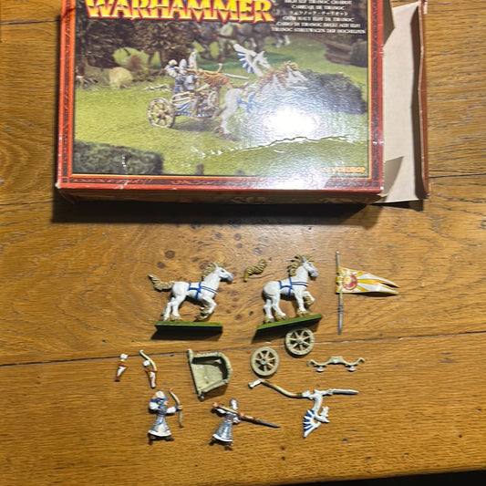 Warhammer Fantasy Old World High Elf Tiranoc Chariot opened box