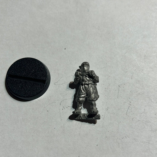 Citadel miniatures warhammer ninja with garrotte