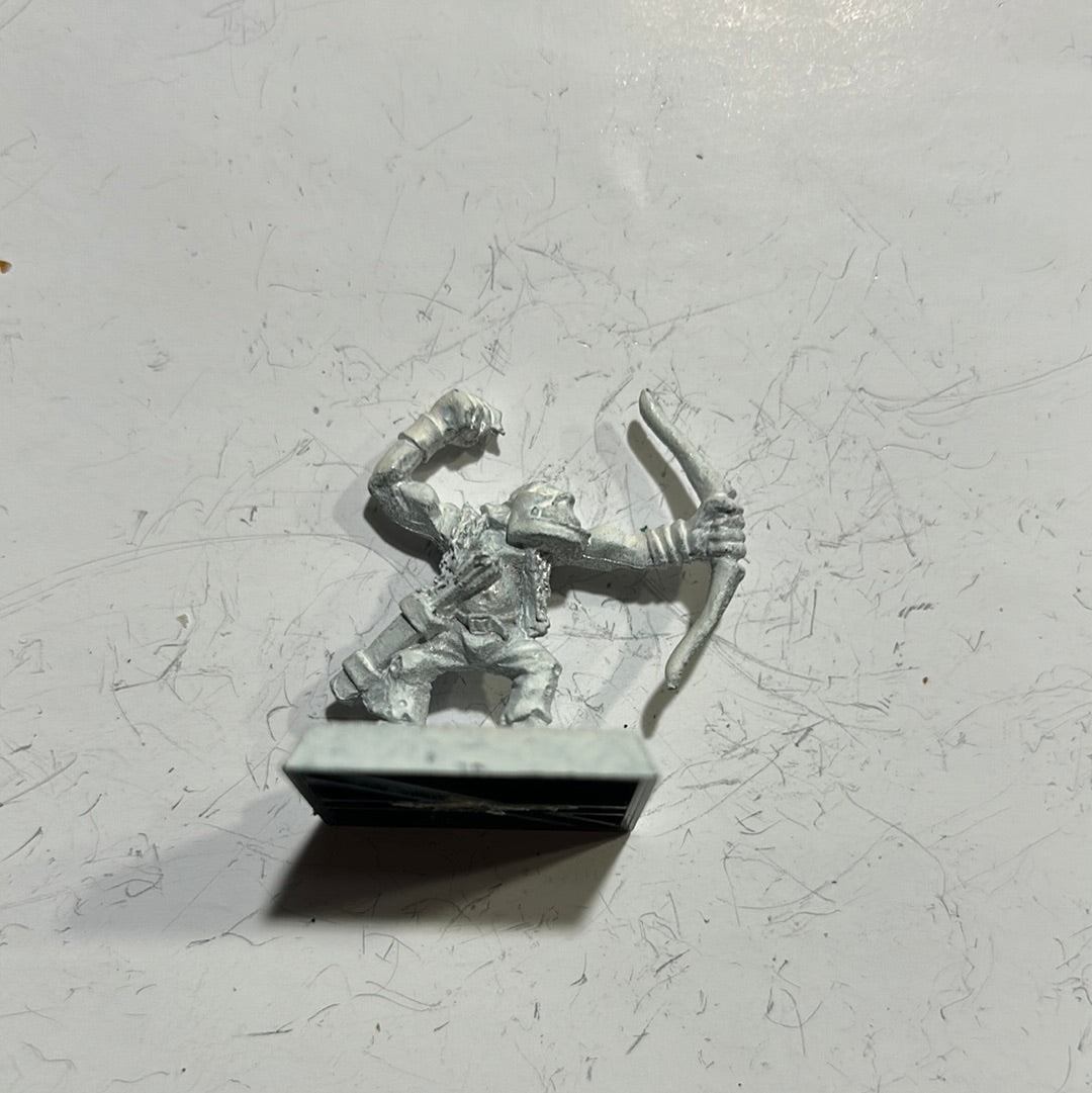 Warhammer fantasy marauder miniatures orc archer x1 (6 of this sculpt available)