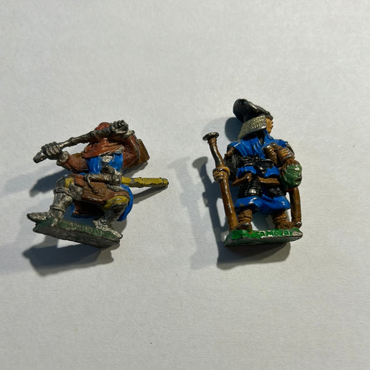 Warhammer Fantasy Nippon Two samurais with broken weapons C05 Oriental Heroes