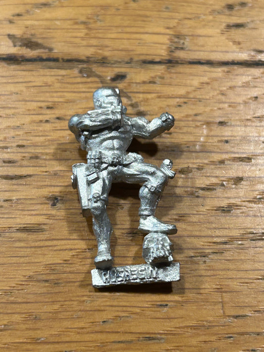Warhammer 40k Vindicare Assassin -  body only Metal OOP