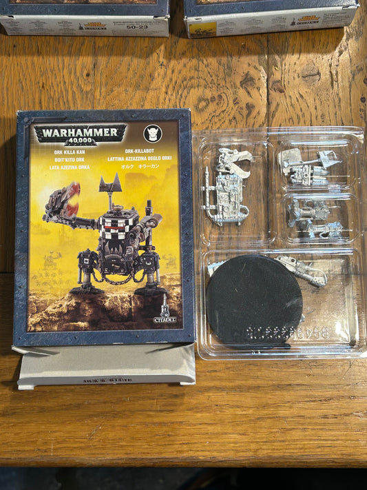 Warhammer 40k Ork Metal Killa Kan box (opened but unassembled)