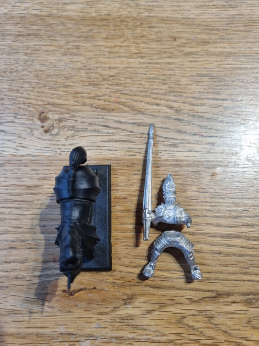 Warhammer Fantasy Battles The Old World Rare Knight of the Blazing Sun