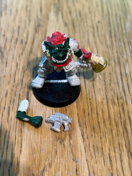 Warhammer 40k Rogue trader deathskulll runt herd with mega phone