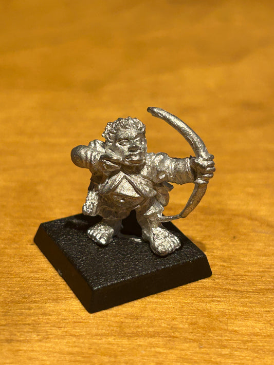 Warhammer Fantasy Halfling archer
