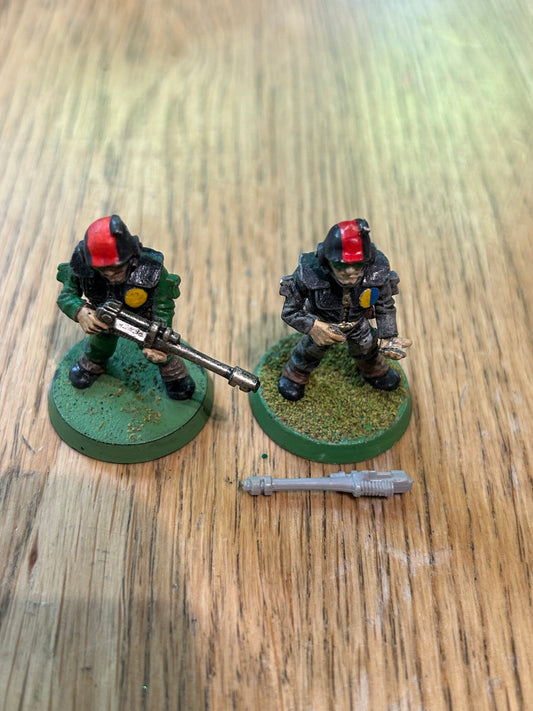Warhammer 40k RTB7 plastic imperial guard x2