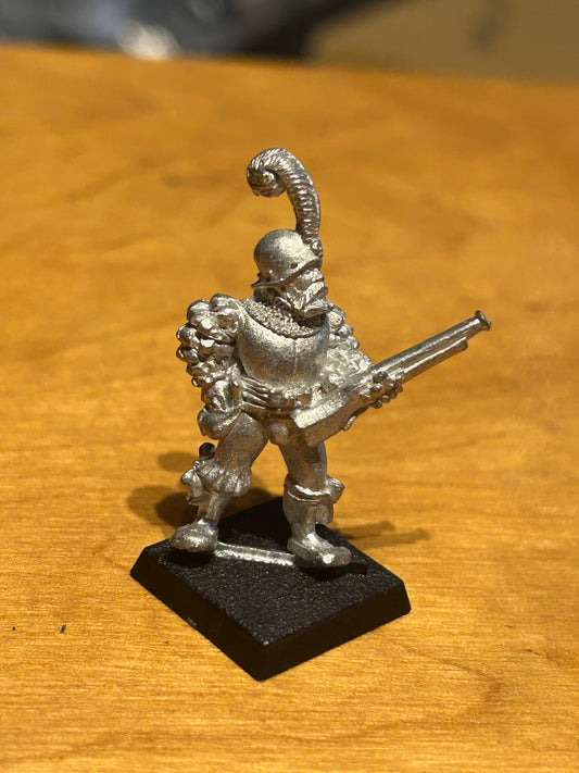 Warhammer fantasy old world empire hand gunner metal early 90’s