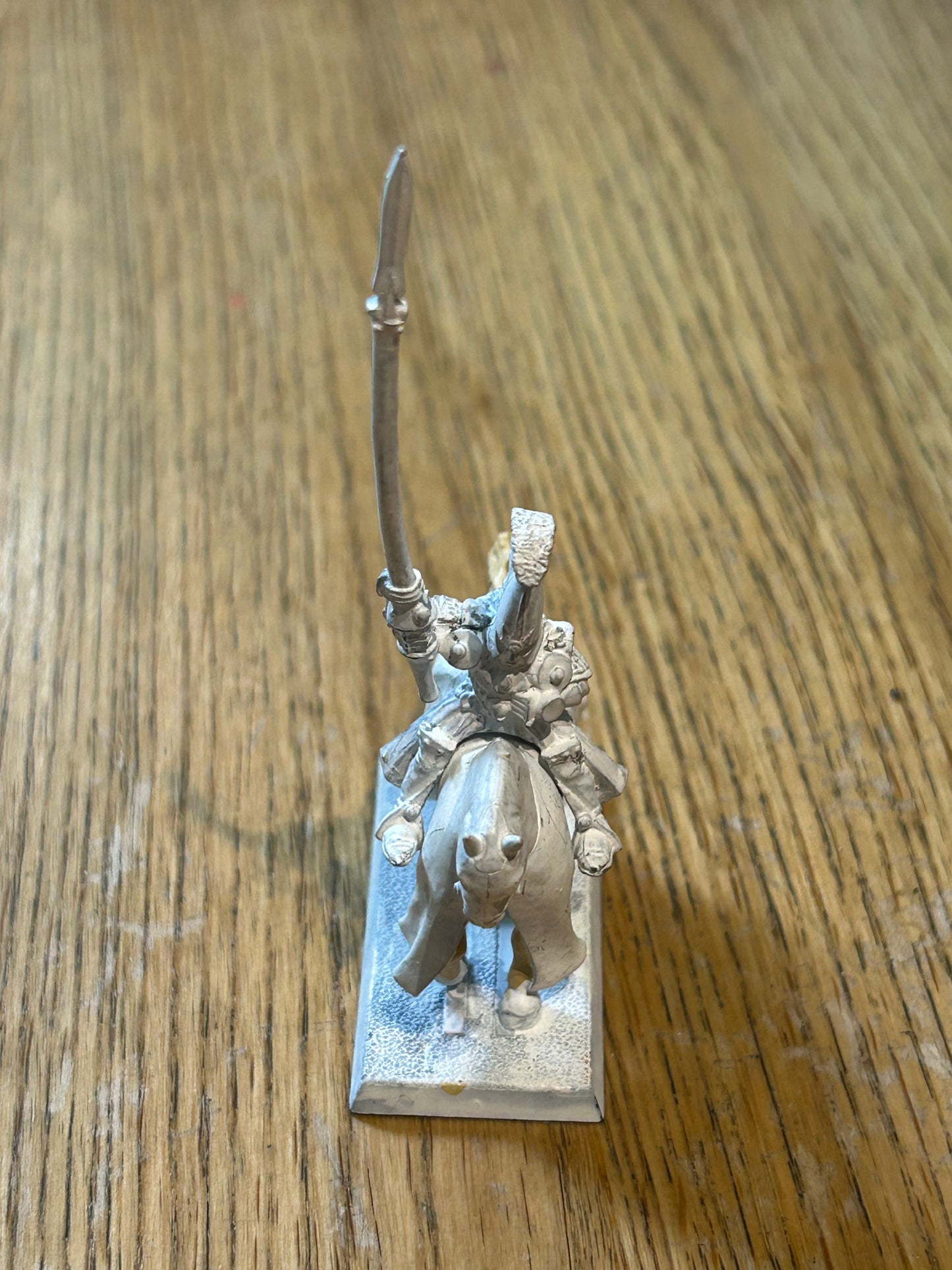 Warhammer Fantasy Old World High Elf silver helm on horse