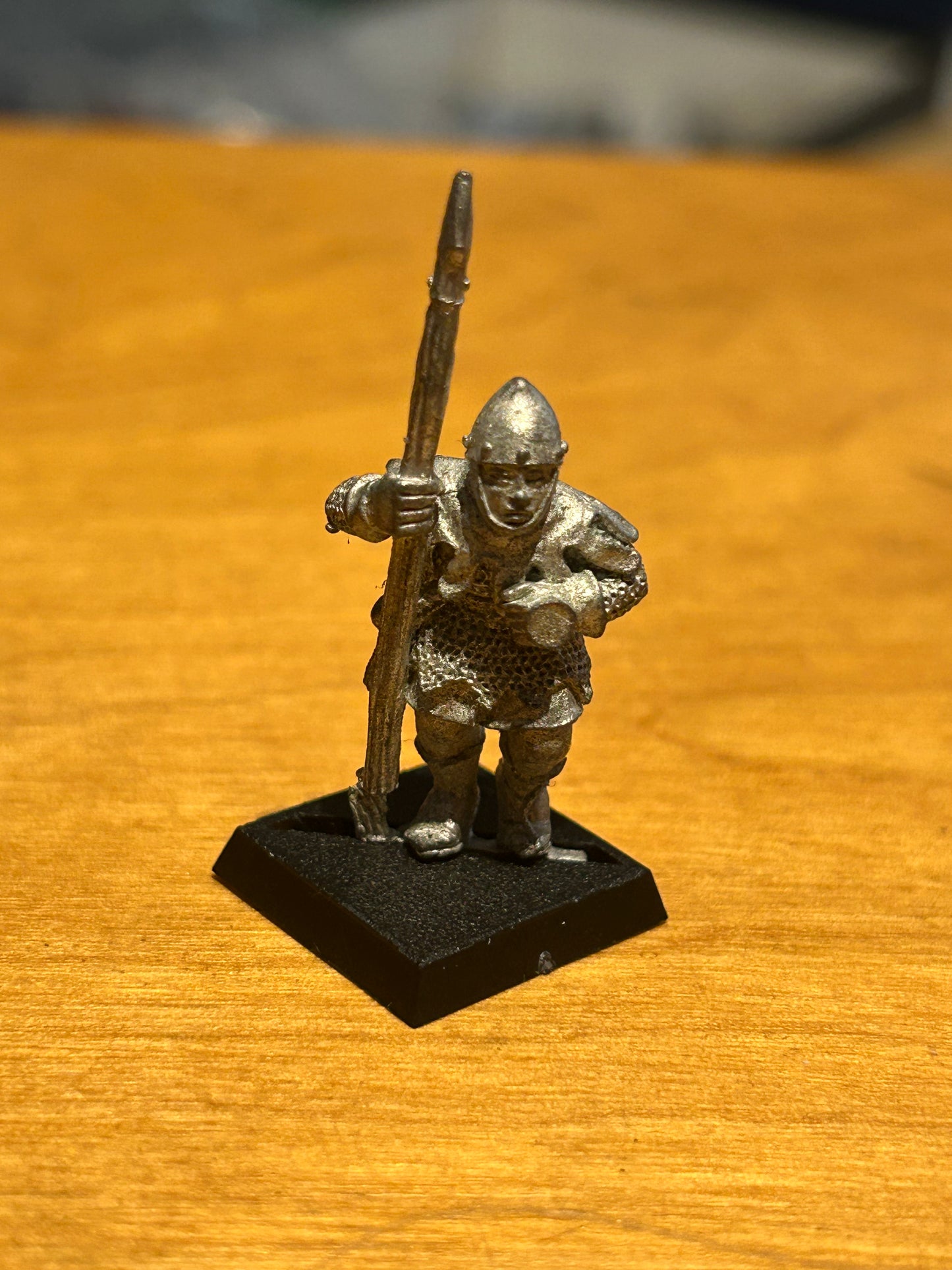 Bretonnian man at arms spearman metal warhammer fantasy