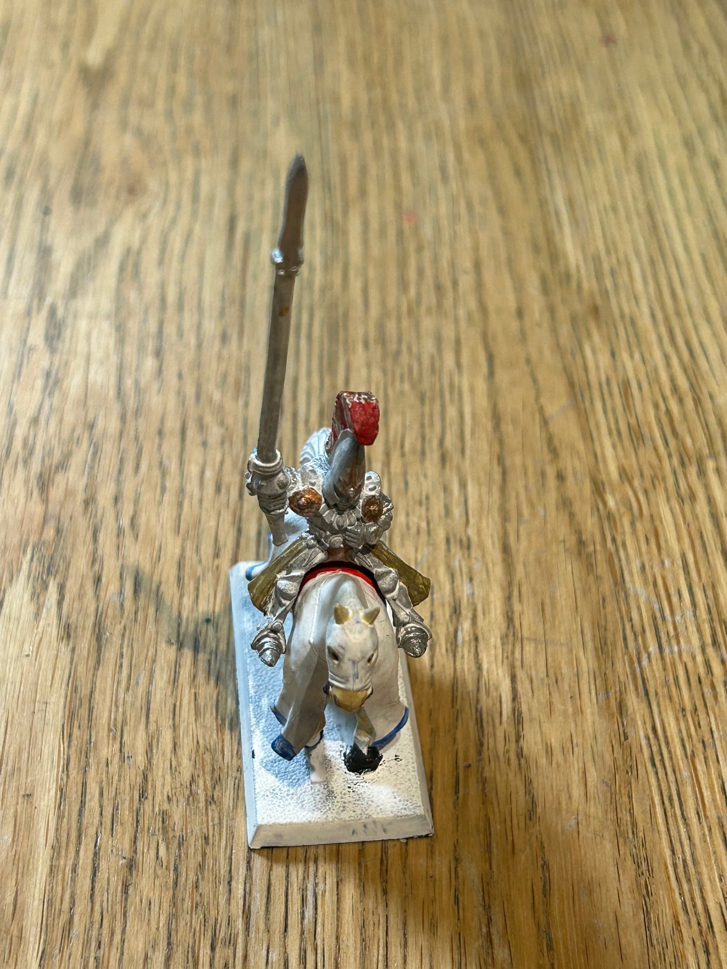 Warhammer Fantasy Old World High Elf silver helm on horse