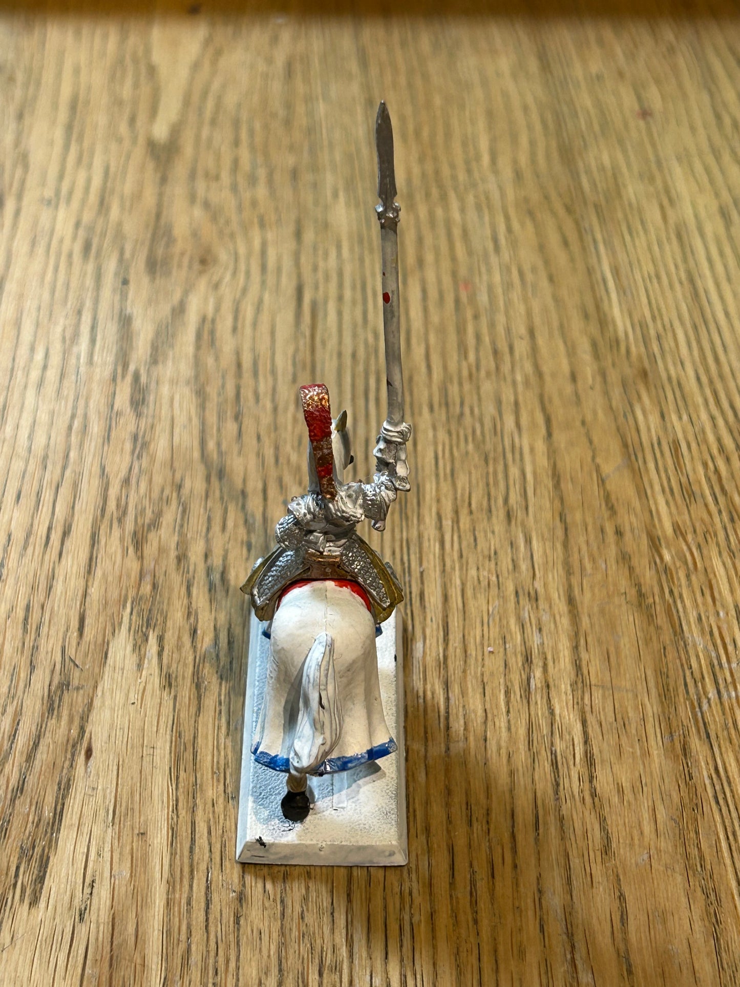 Warhammer Fantasy Old World High Elf silver helm on horse