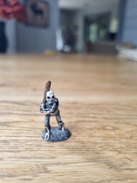 Warhammer fantasy tribes FTS7  Skeleton swinging club