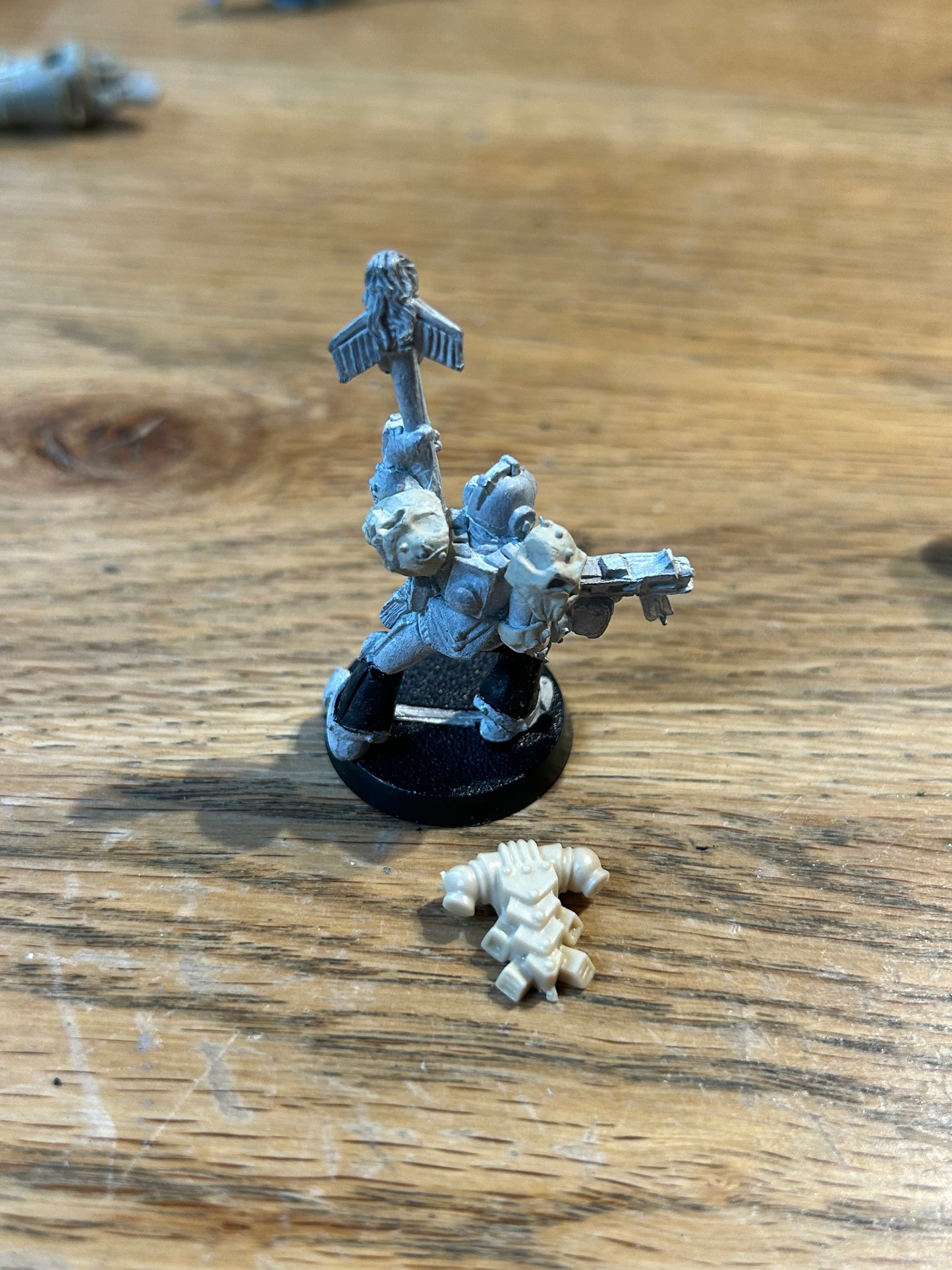 Vintage 40k RT101 Space Marine 'Chaplain w. Crozius & Bolter' Metal Rogue Trader