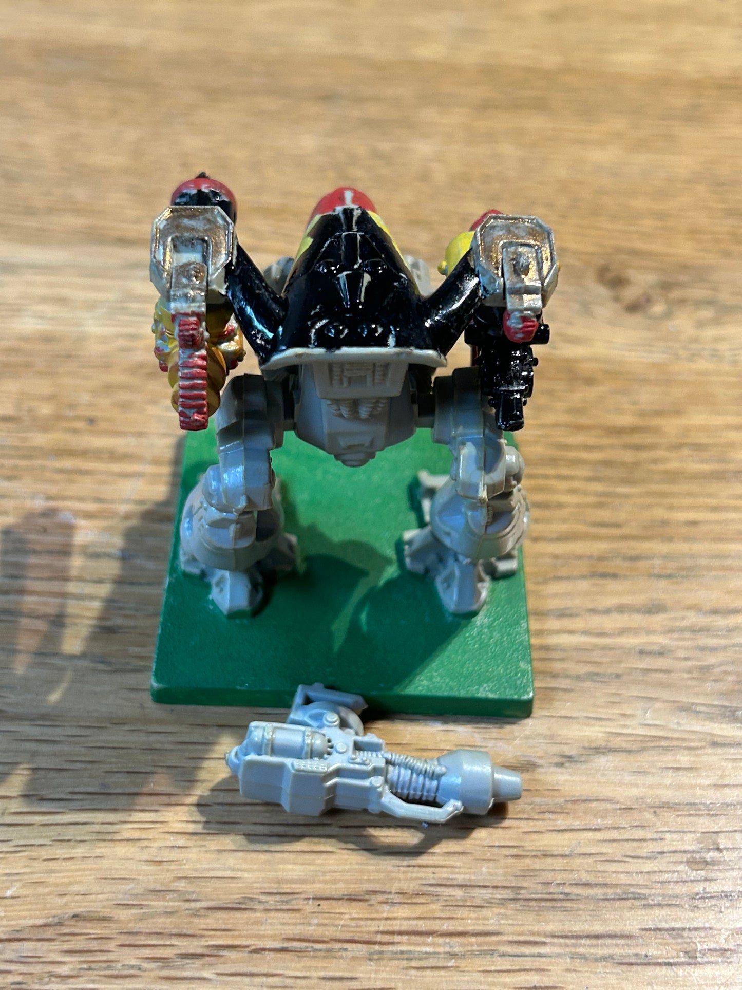 Warhammer 40k Space Crusade chaos Dreadnought with three guns