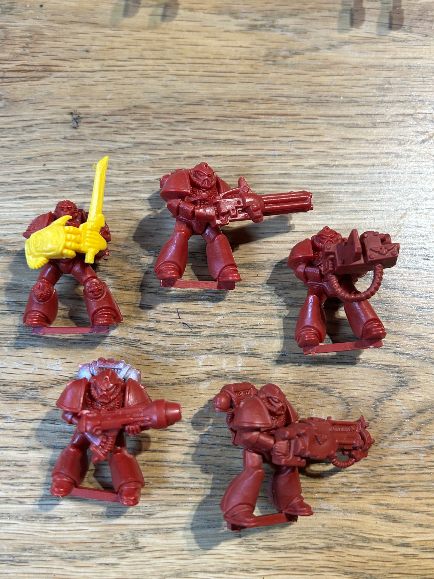 Warhammer 40k space crusade marine squad (5 marines with a mix of weaponry).
