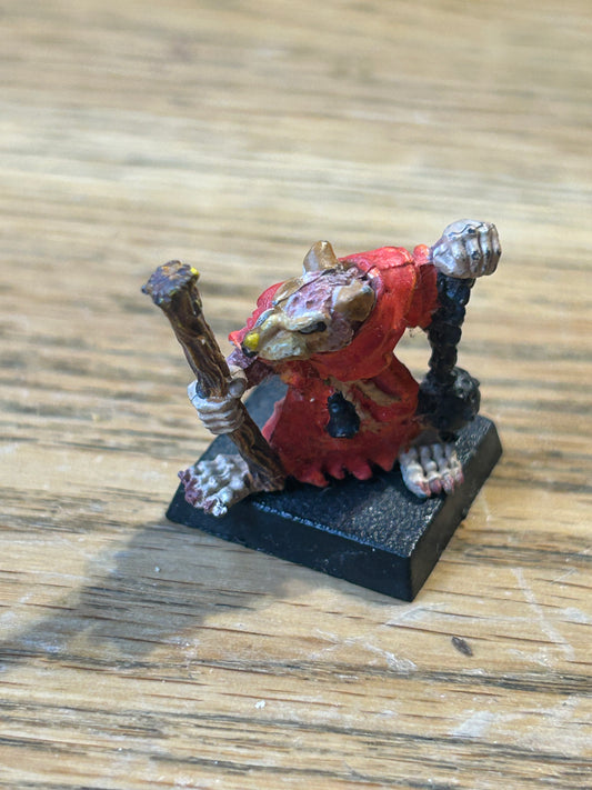 Vintage Warhammer Skaven 'Plague Censer Bearer w. Staff' C22 1980s Metal