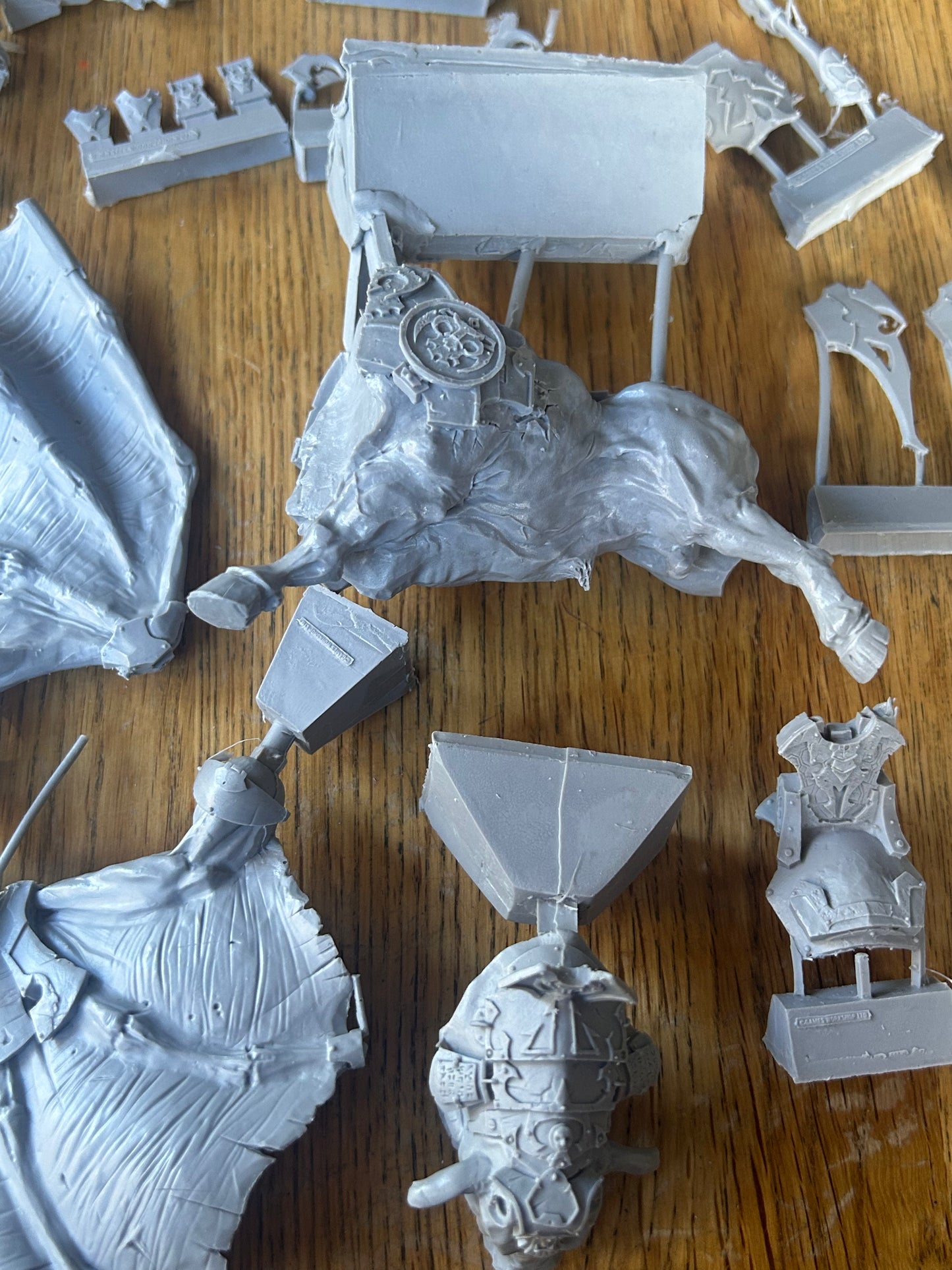 Warhammer fantasy chaos dwarfs forge world Drazhoath the Ashen in bag and on Sprue (one of the parts have come off the sptues but it’s complete)