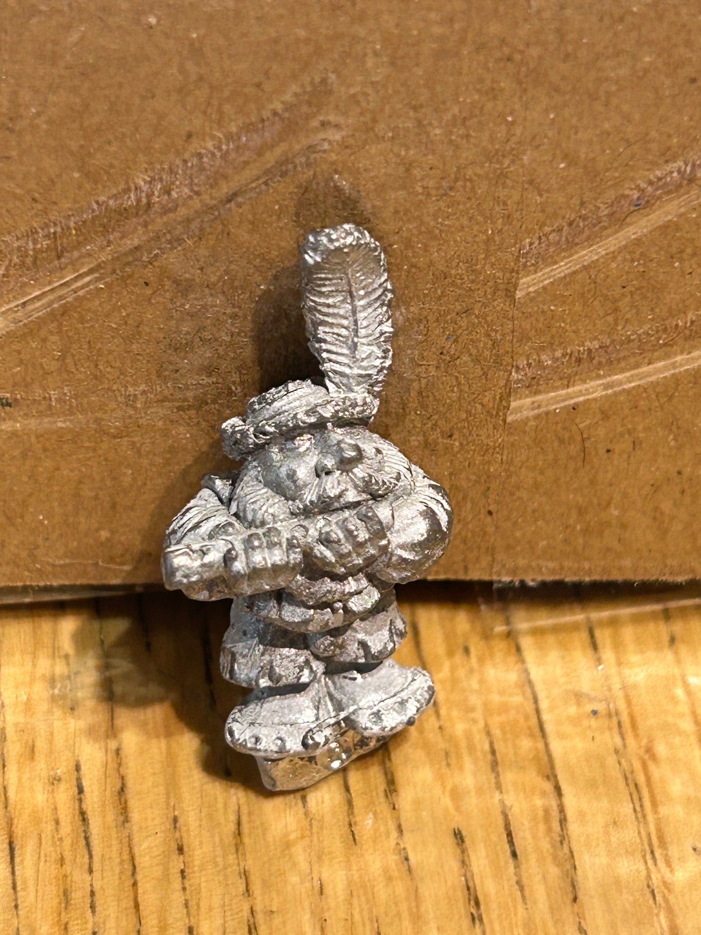 Warhammer fantasy marauder miniatures dwarf musician fifer MB1