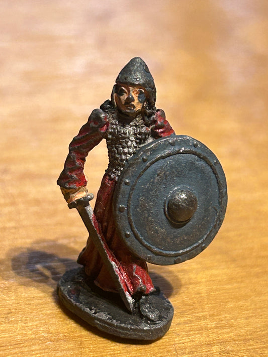 Ral Partha 98-006 armoured battle maiden