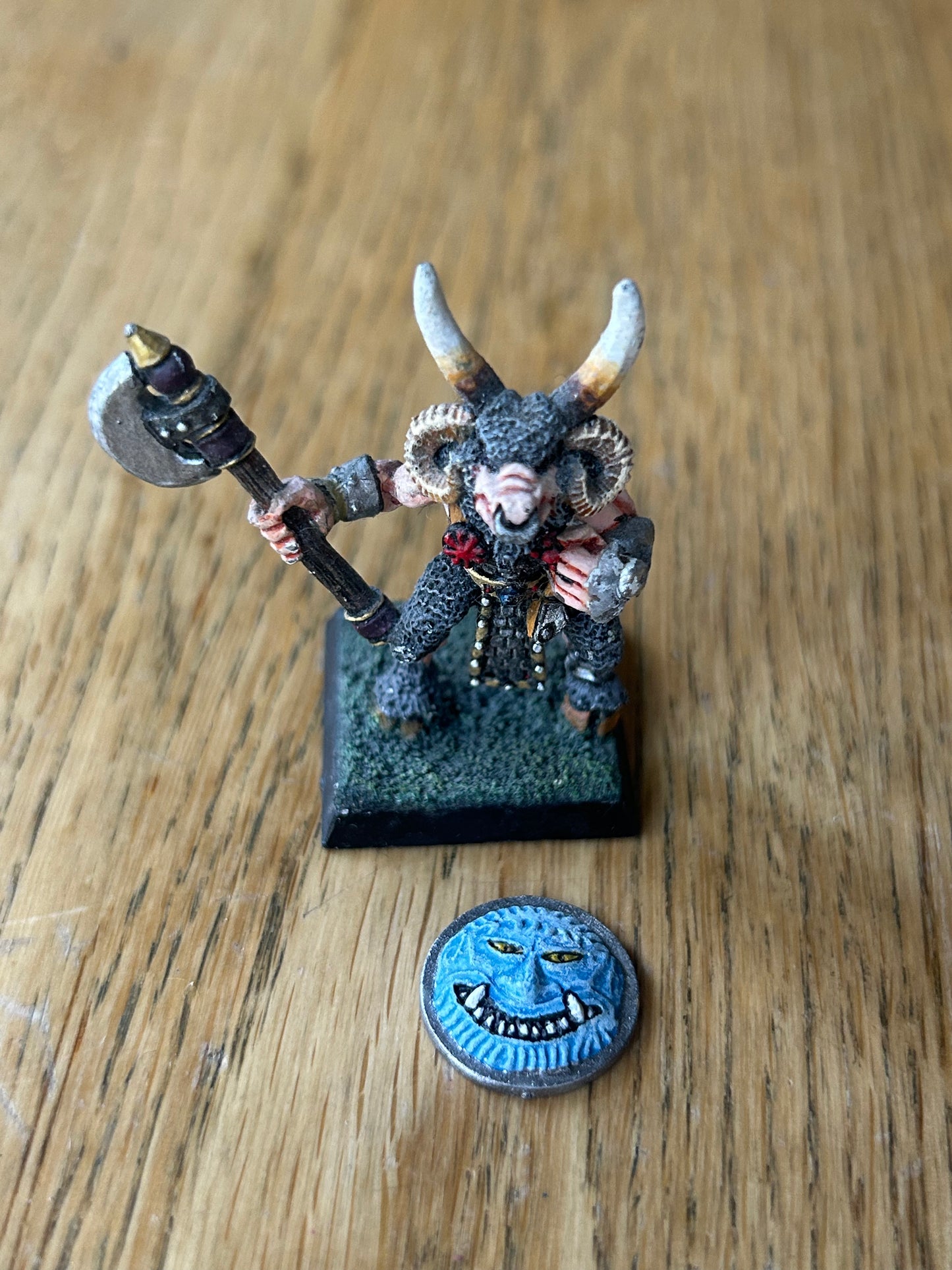 Warhammer Fantasy - Beasts of Chaos - MB9 Beastman Champion [Metal] Marauder