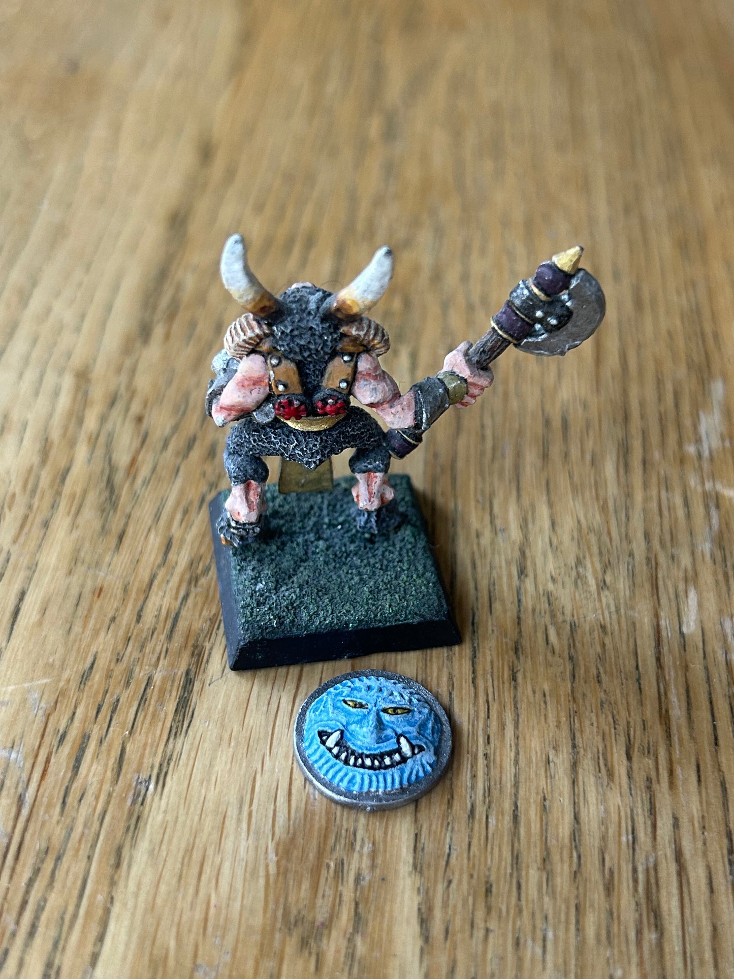 Warhammer Fantasy - Beasts of Chaos - MB9 Beastman Champion [Metal] Marauder