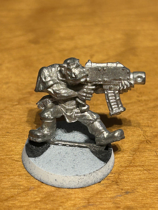 Warhammer 40k - Gorkamorka - Ork Boy with Shoota