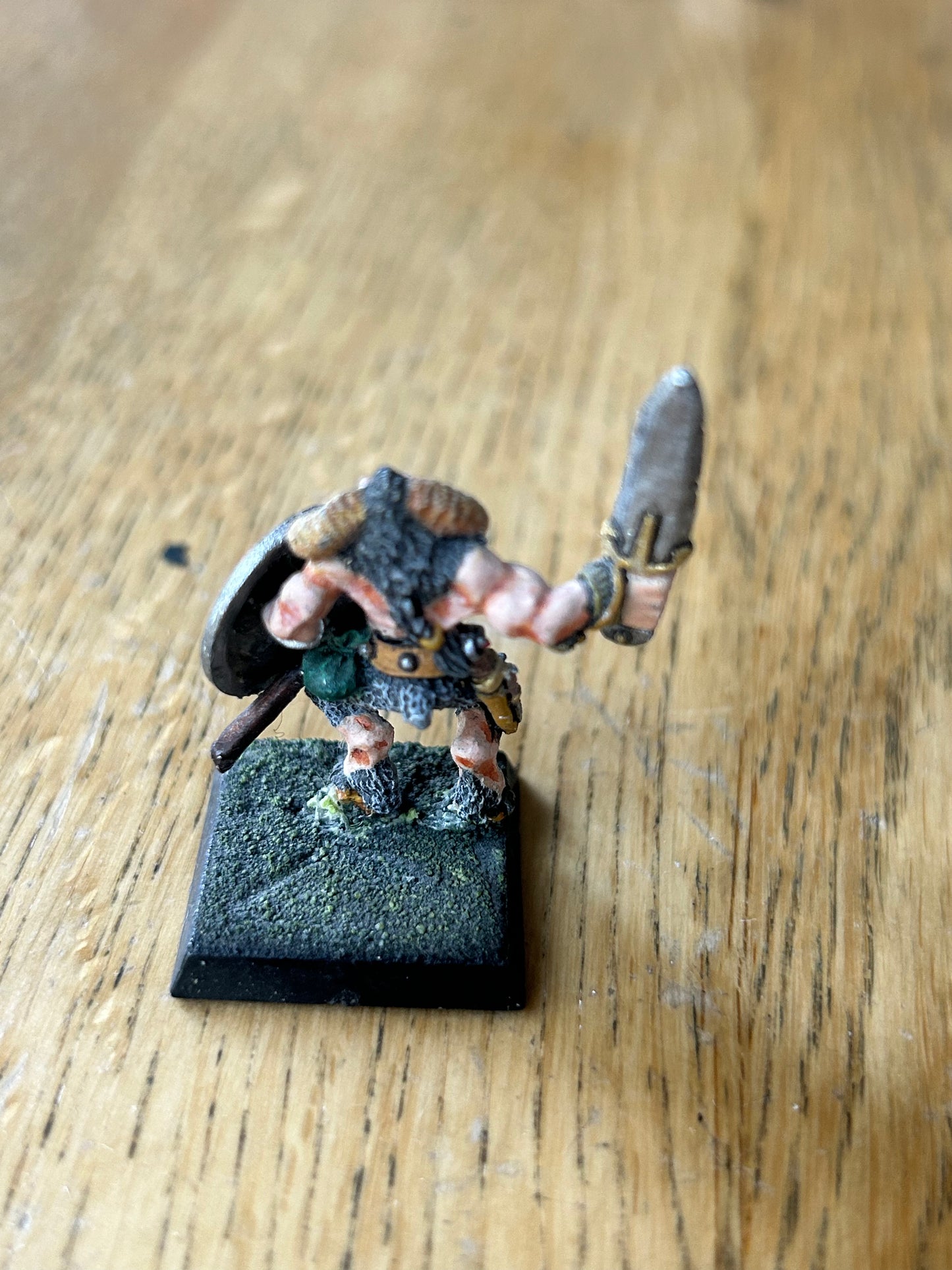 Warhammer Fantasy - Beasts of Chaos - MB9 Beastman Trooper B [Metal] Marauder