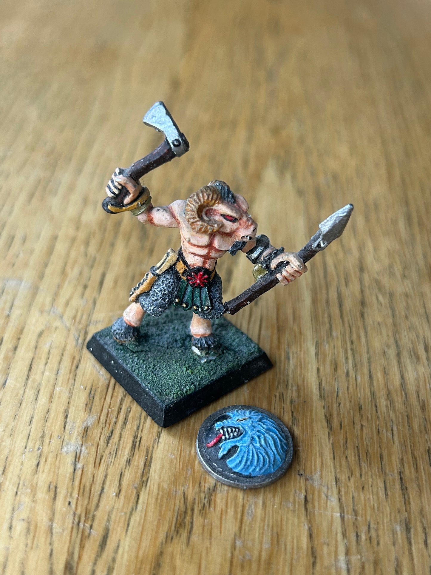 Warhammer Fantasy - Beasts of Chaos - MB9 Beastman Trooper A [Metal] Marauder