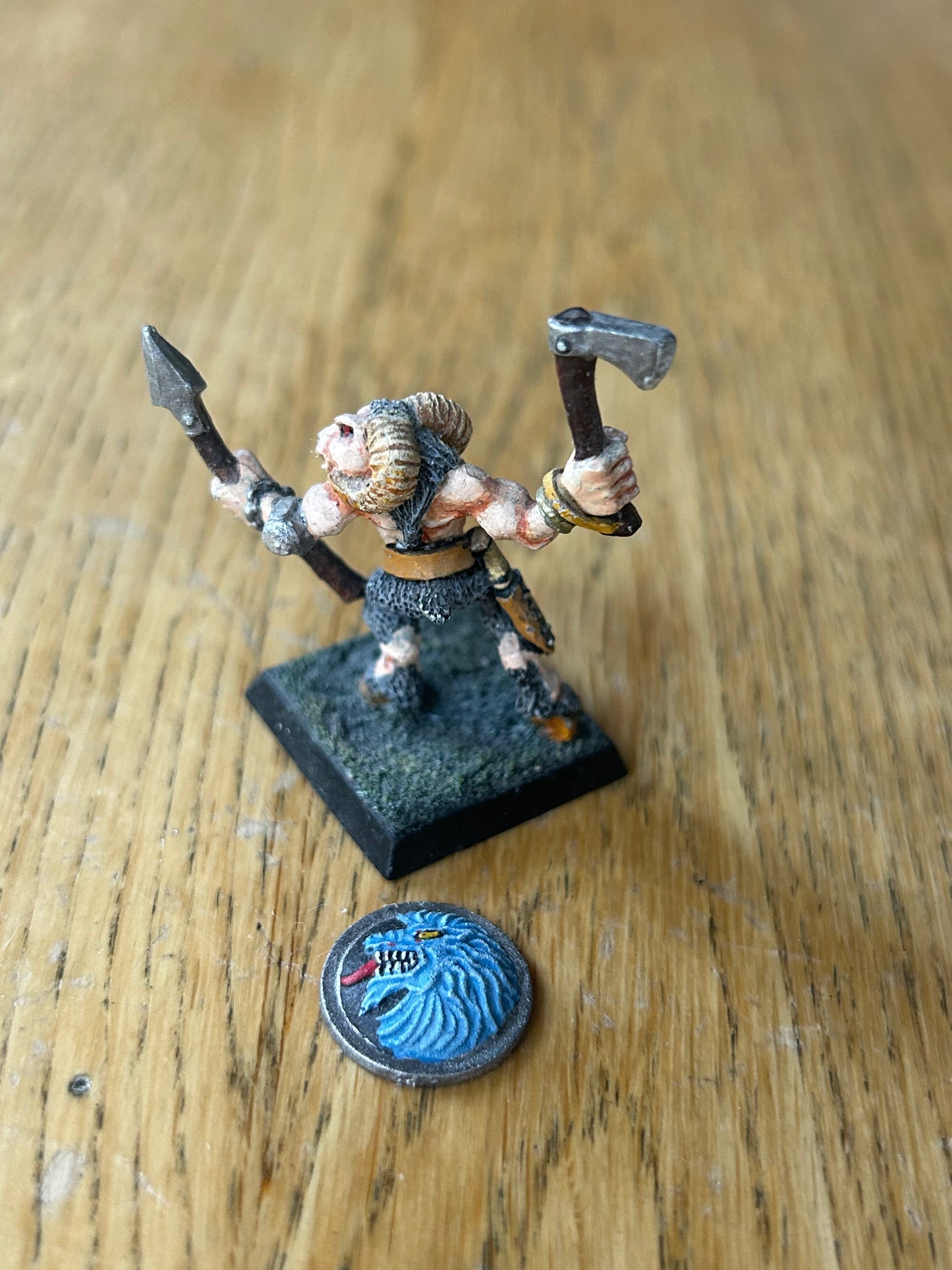 Warhammer Fantasy - Beasts of Chaos - MB9 Beastman Trooper A [Metal] Marauder