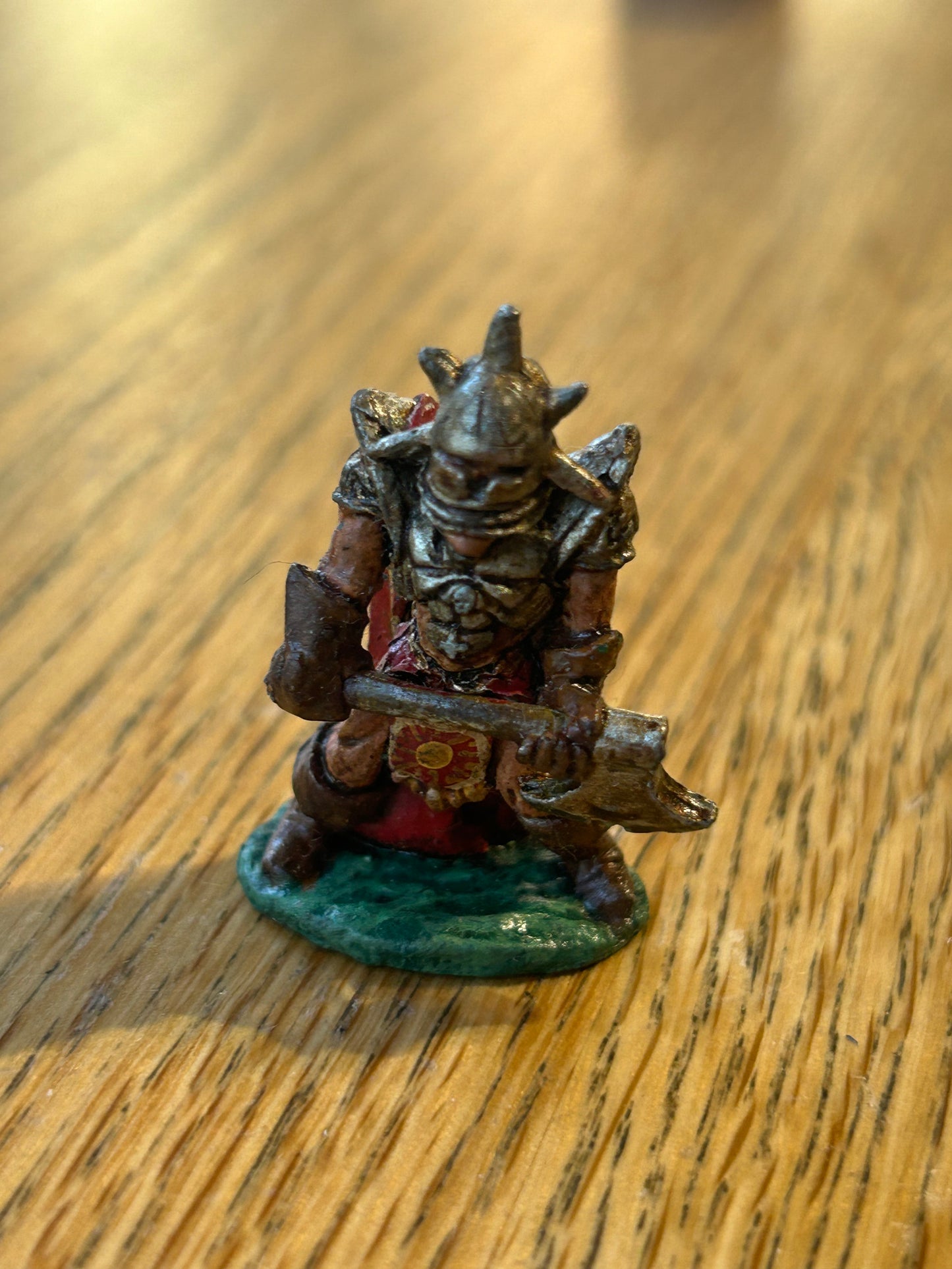 Citadel Games Workshop Knights Of Chaos chaos warrior with 2 handed axe c35