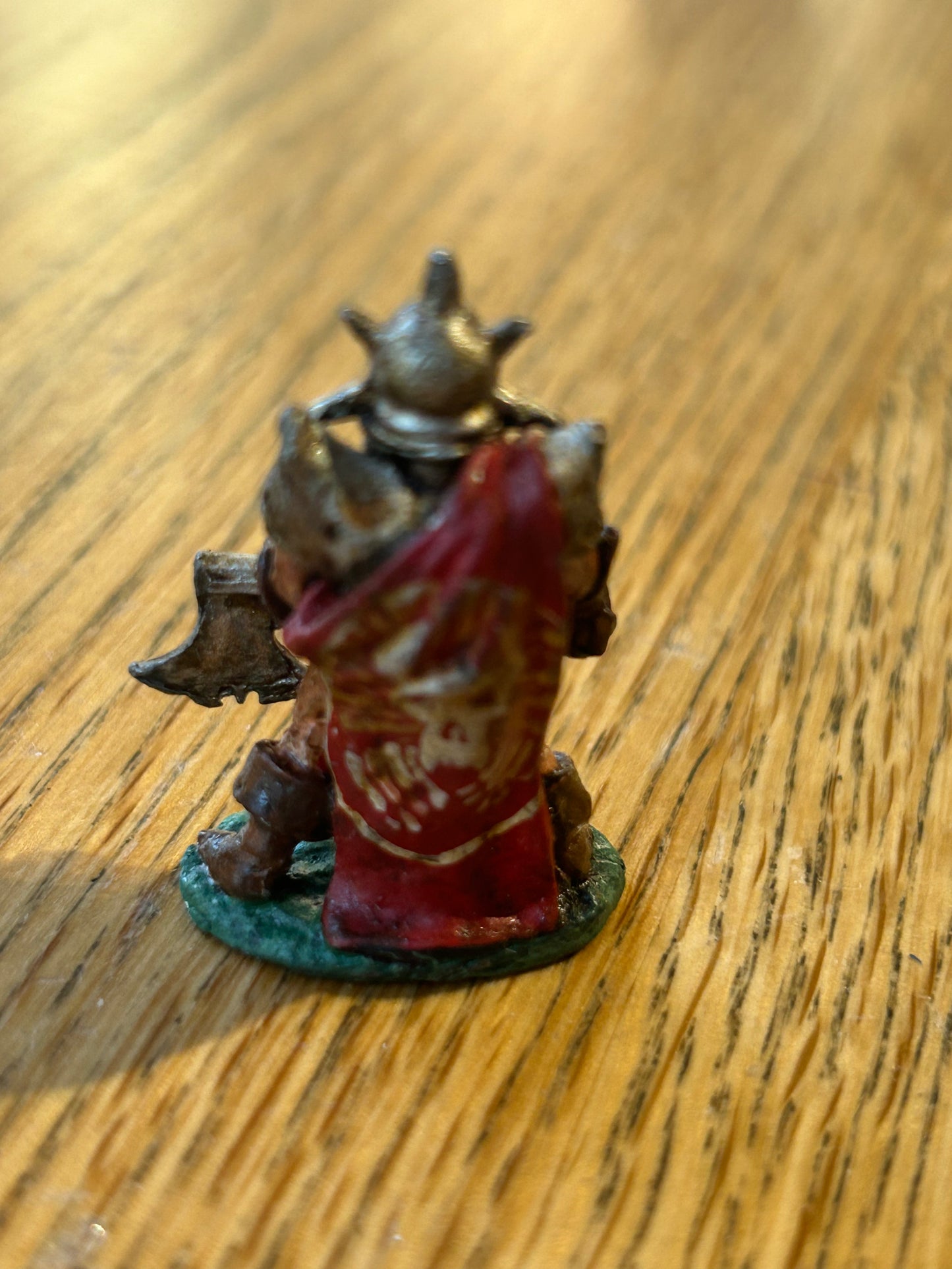 Citadel Games Workshop Knights Of Chaos chaos warrior with 2 handed axe c35