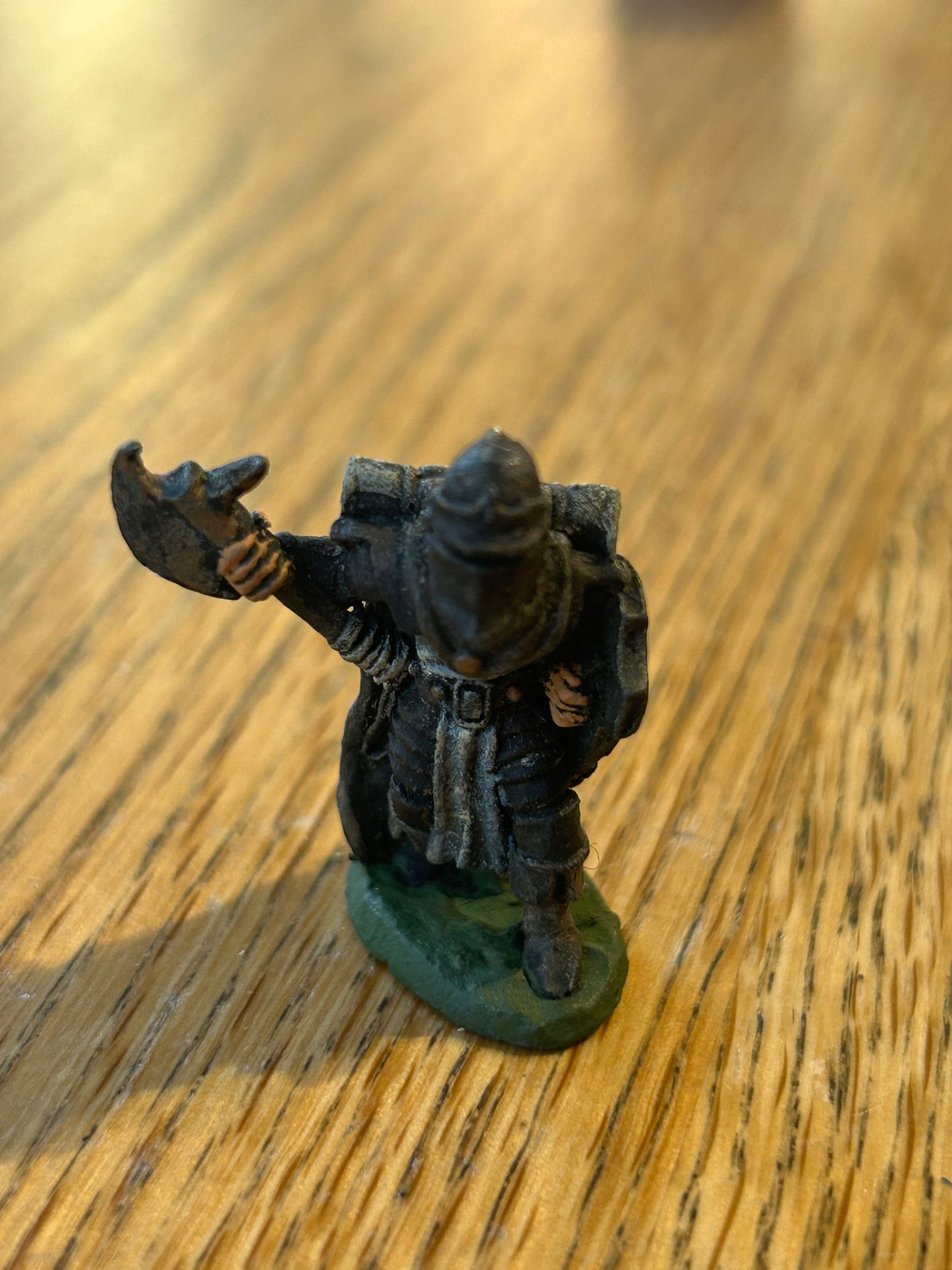 Citadel C01 fighter with axe and Shield PreSlotta (2C-06) warhammer fantasy