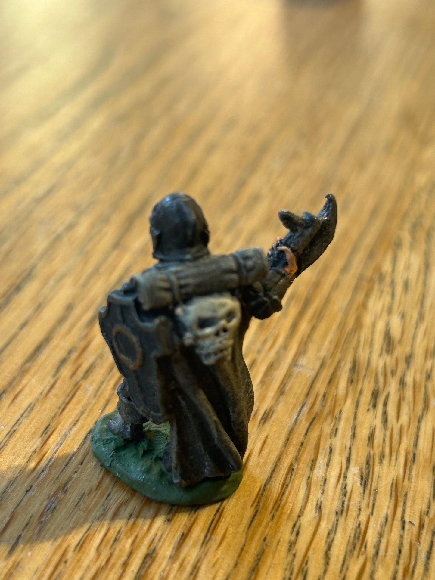 Citadel C01 fighter with axe and Shield PreSlotta (2C-06) warhammer fantasy