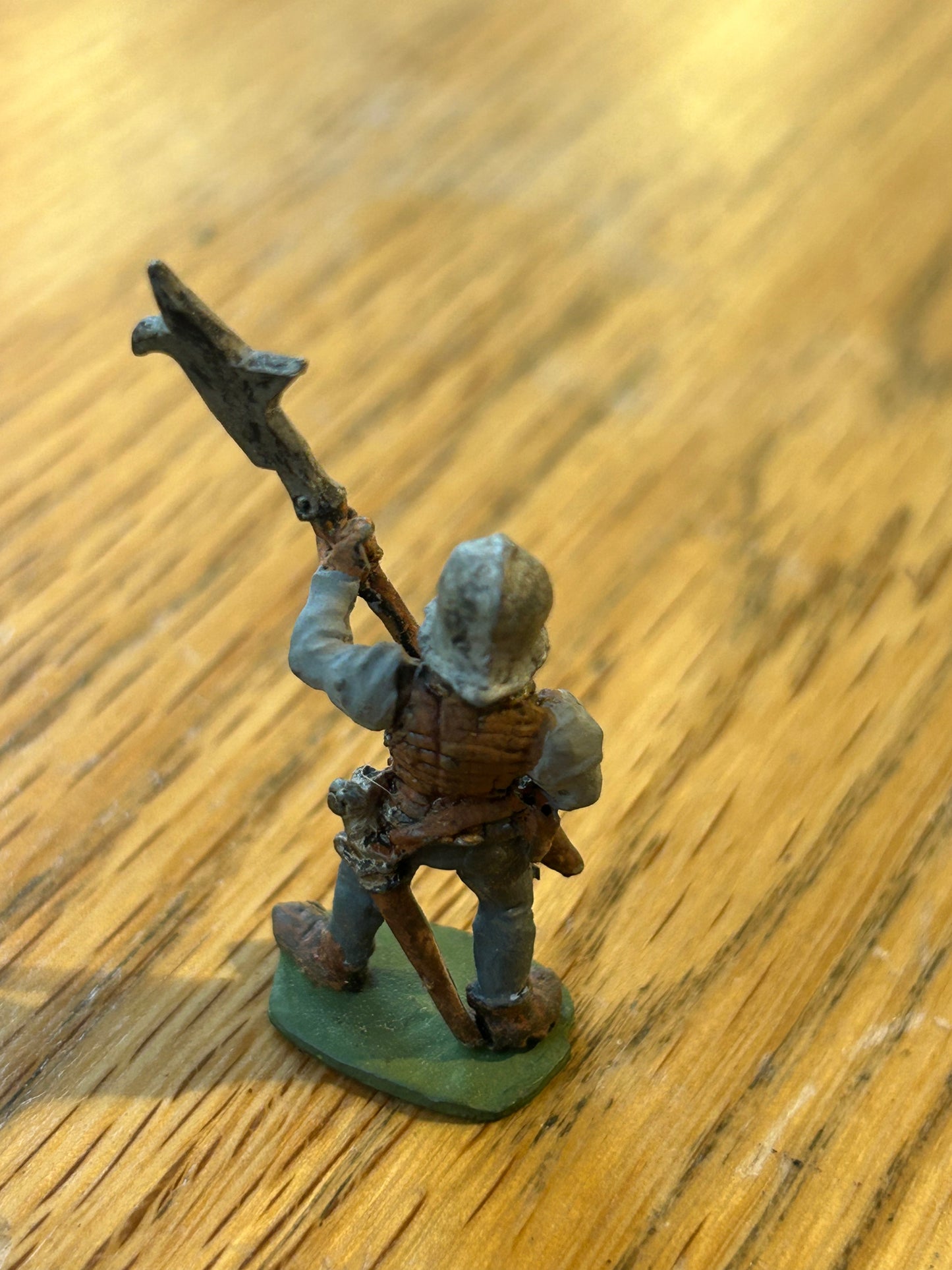 C26 man at arms billman bretonnian (no tab)