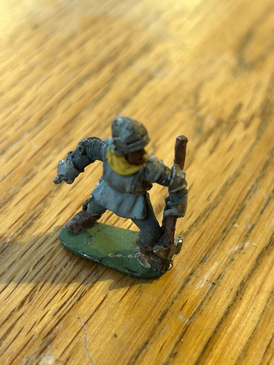 man at arms crossbowman bretonnian (no tab and not sure if he’s citadel)