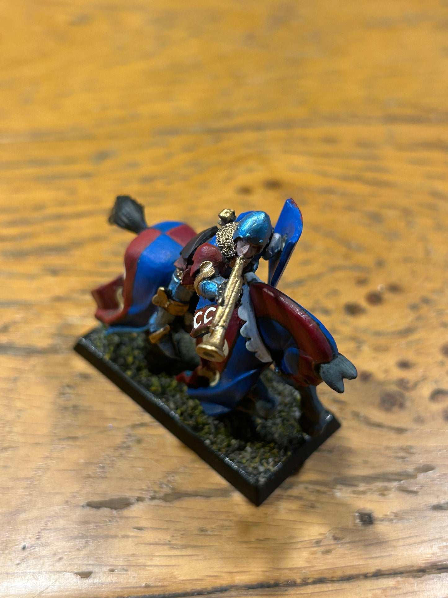 Bretonnian Knight of the Realm musician- Metal 5th Edition Warhammer