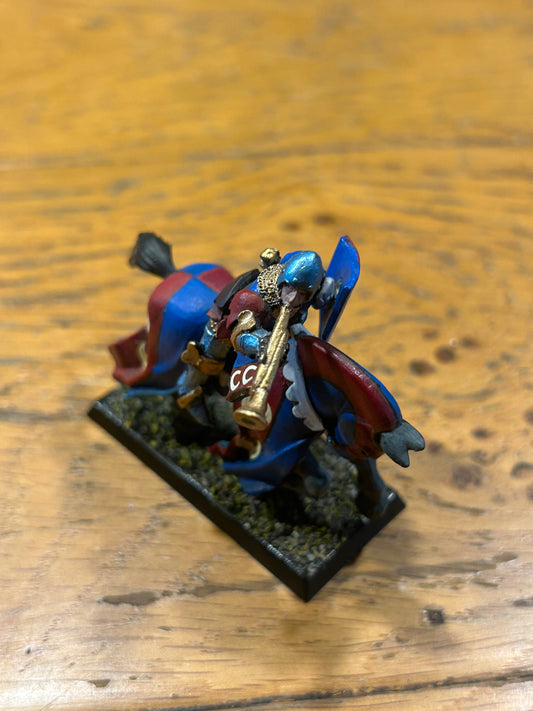 Bretonnian Knight of the Realm musician- Metal 5th Edition Warhammer