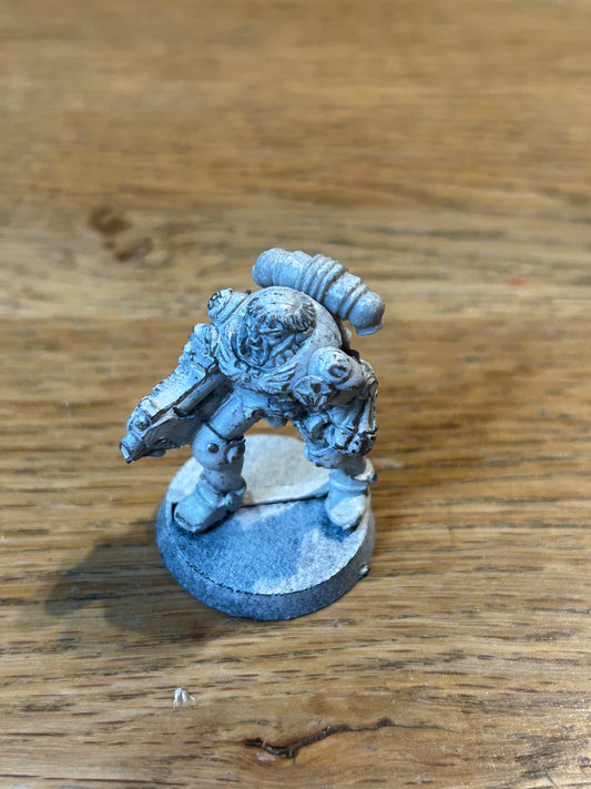 Rogue Trader 40k Imperial Inquisitor w Plasma Gun Power Glove Metal Citadel