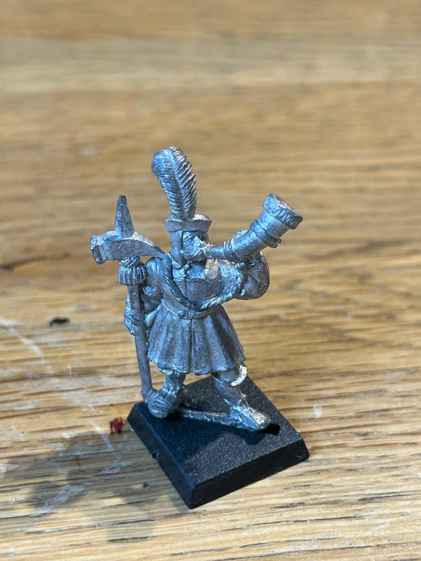 Warhammer Fantasy - Empire Musician On Foot- Games Workshop Metal Oop hammer and horn