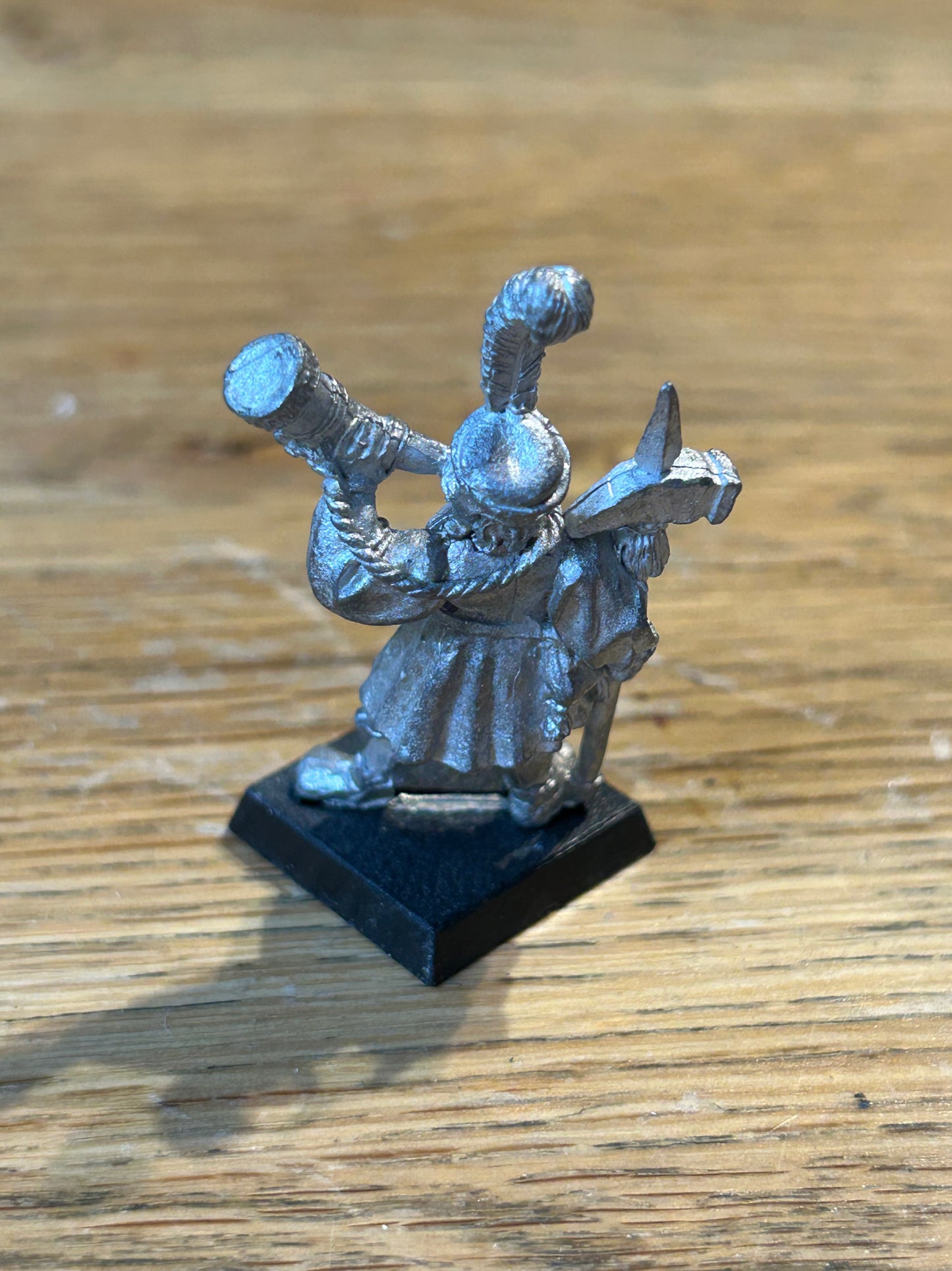 Warhammer Fantasy - Empire Musician On Foot- Games Workshop Metal Oop hammer and horn