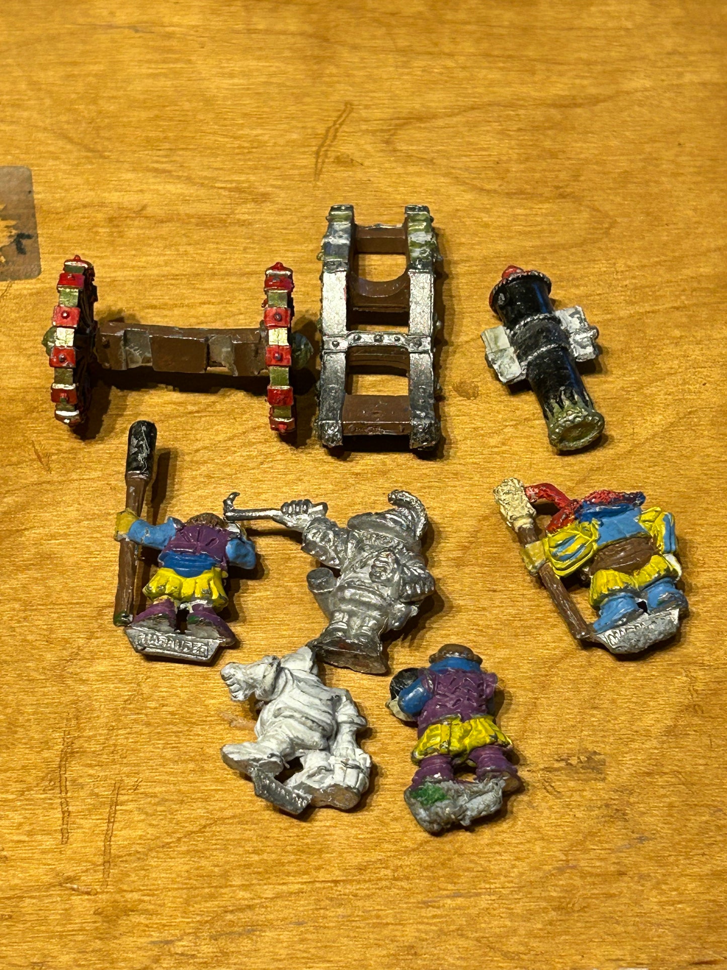 Warhammer fantasy marauder dwarf cannon / siege gun MM13
