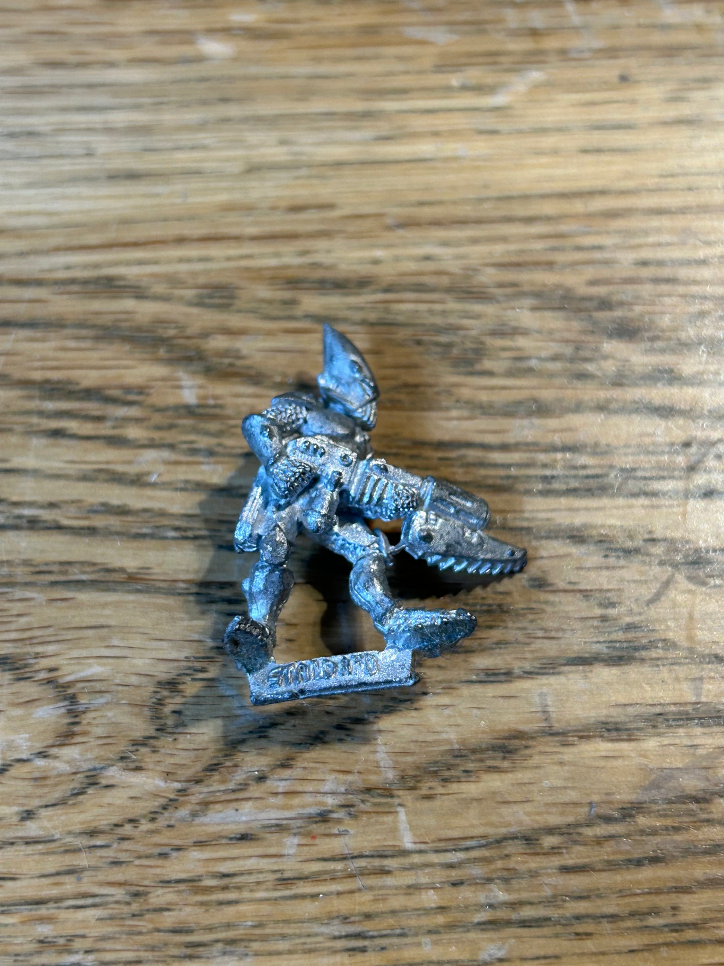 Rogue Trader Warhammer 40k Eldar Guardian standard Bearer (missing standard)